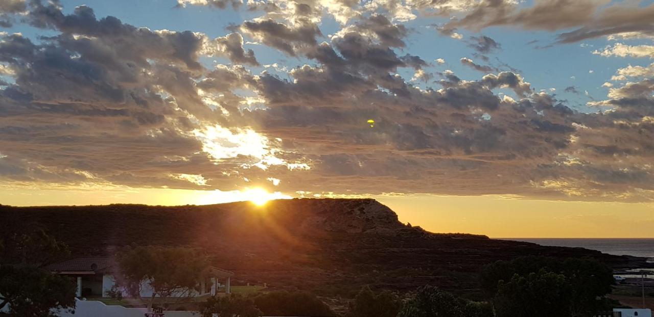 מלון Kalbarri Red Bluff Tourist Park מראה חיצוני תמונה